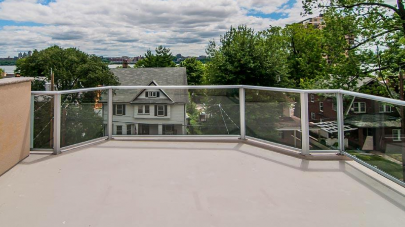 Glass railings 